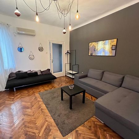 Two Bedroom Apartment Near Slavija Square Belgrado Exterior foto